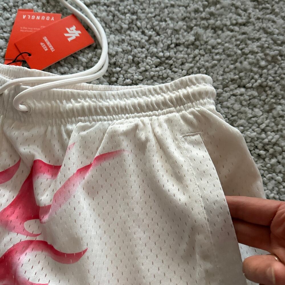 Men's YoungLA ReversibleOneShortsTwoWearsMeshShorts, XL, NWT, OnFire - Picture 3 of 6